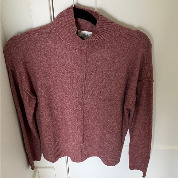 Women's Maroon Sweater - Picture 1 of 3